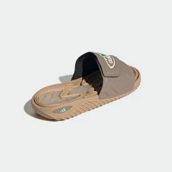 Men's Adidas Originals Reptossage Slides Chalky Brown BROWN -men‘s shop online Men sadidasOriginalsReptossageSlidesChalkyBrownGY4552 7
