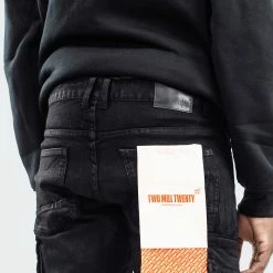 Men's TWO MILL TWENTY "Roscoe" Slim Fit Cargo Utility Pocket Urban Denim Jeans Black BLACK 13 Men's TWO MILL TWENTY "Roscoe" Slim Fit Cargo Utility Pocket Urban Denim Jeans Black BLACK -men‘s shop online TMB42202BLK G detail