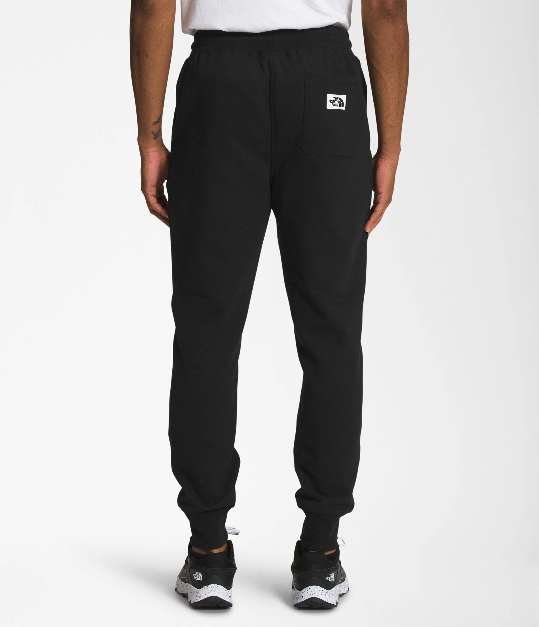 Men's The North Face Heritage Patch Joggers Black BLACK 4 Men's The North Face Heritage Patch Joggers Black BLACK - Image 2